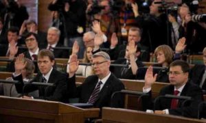 Сєйм Латвии запретил банкам работать с Shell-компаниями